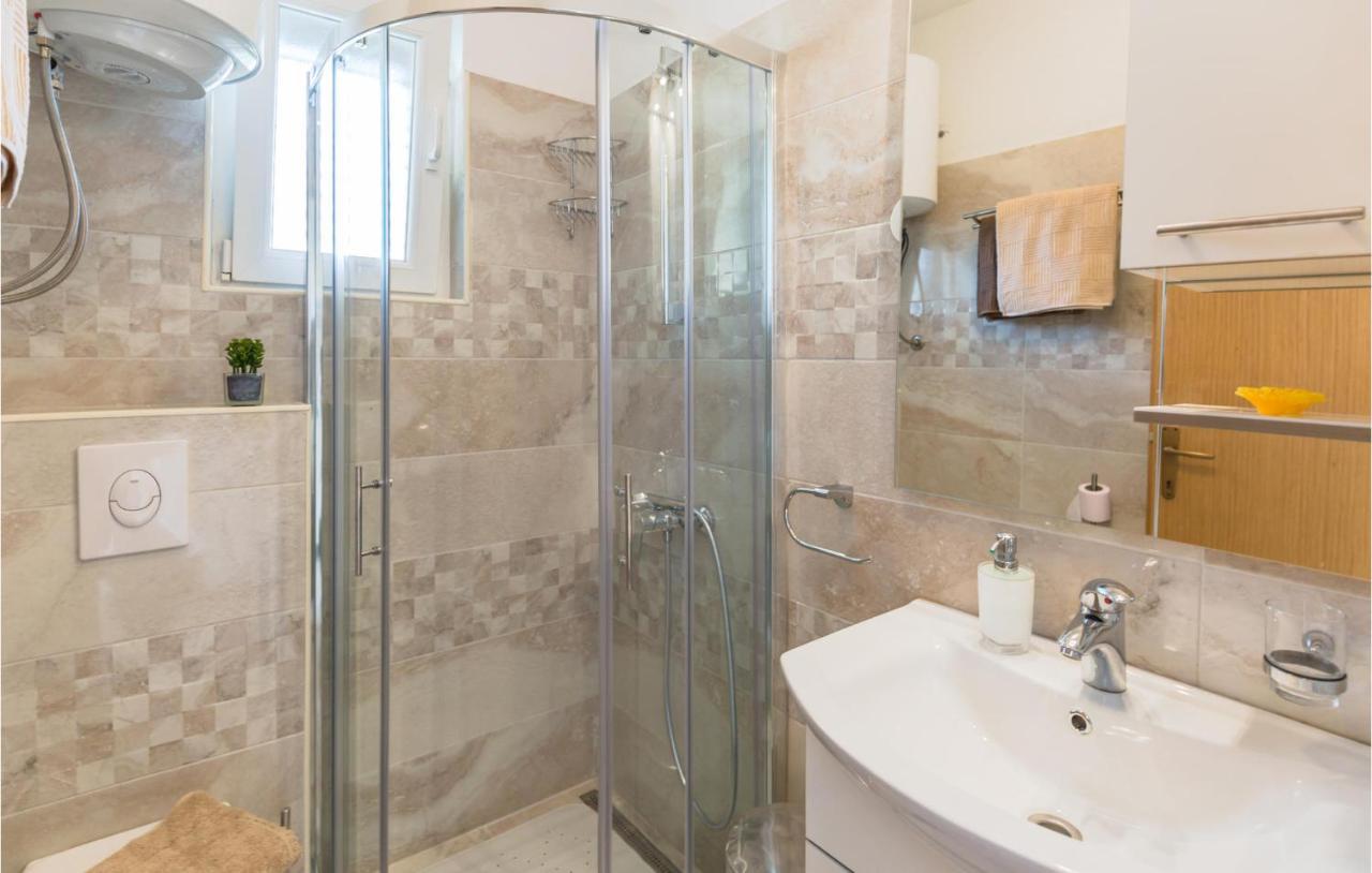 Lovely Apartment In Brela With House Sea View Εξωτερικό φωτογραφία